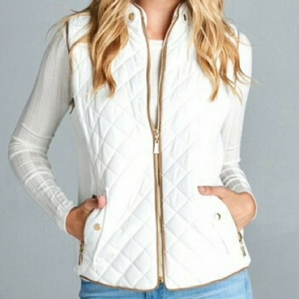Fitted puffy vest🌿